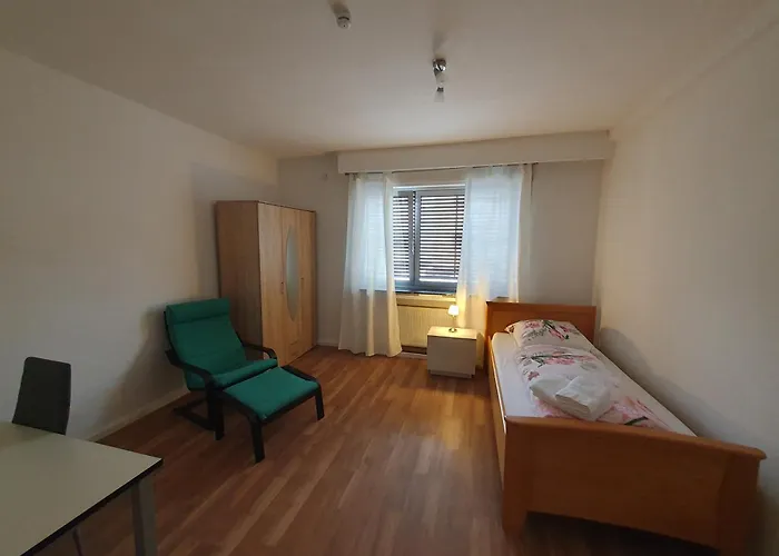 Schoenes Privatzimmer An Der Uniklinik Mainz